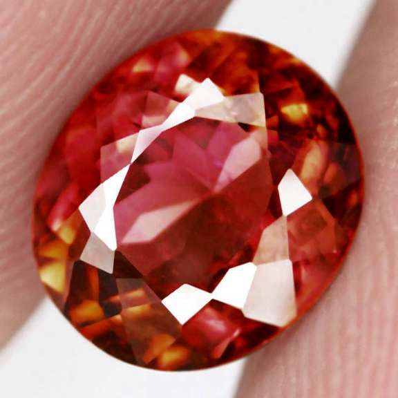 Fully natural 2.67ct Padparadscha Tourmaline