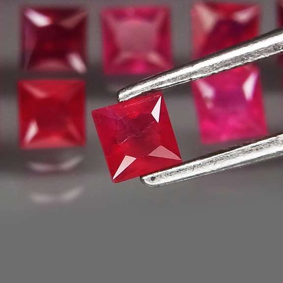 Premium 4.26ct 20 piece princess cut Ruby set