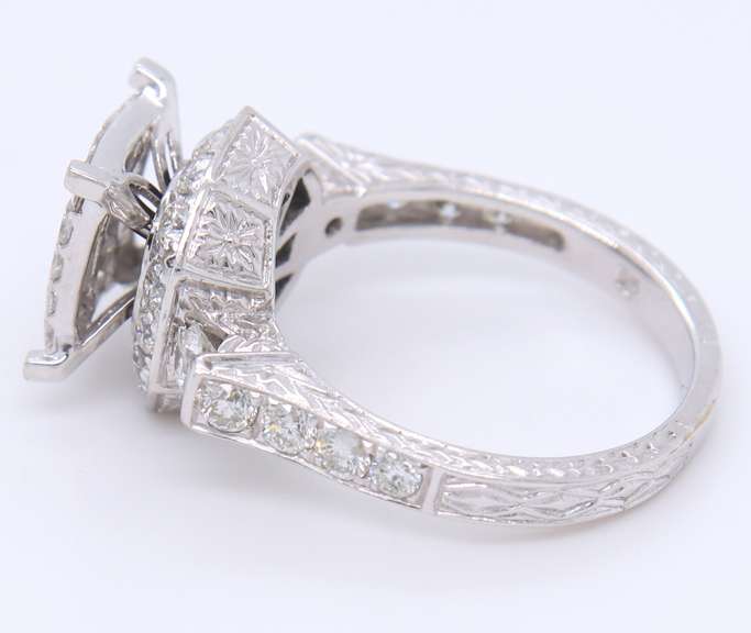 LADIES 14 KT WHITE GOLD DIAMOND RING.