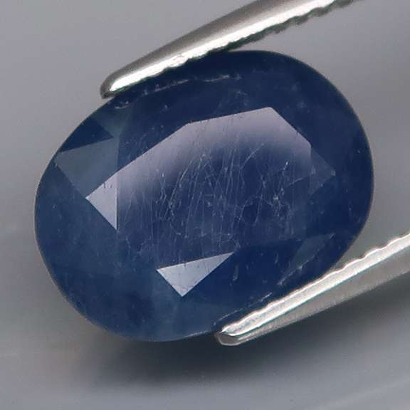 Stunning 6.60ct UNHEATED big blue Sapphire