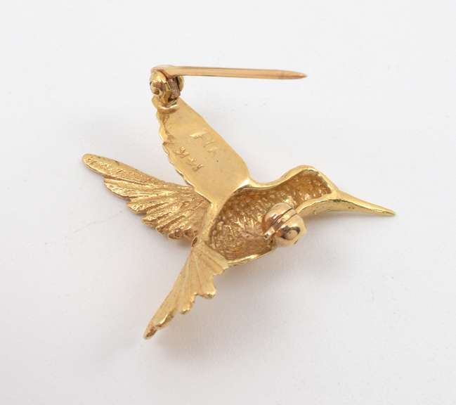 Well Detailed 14k Hummingbird Brooch