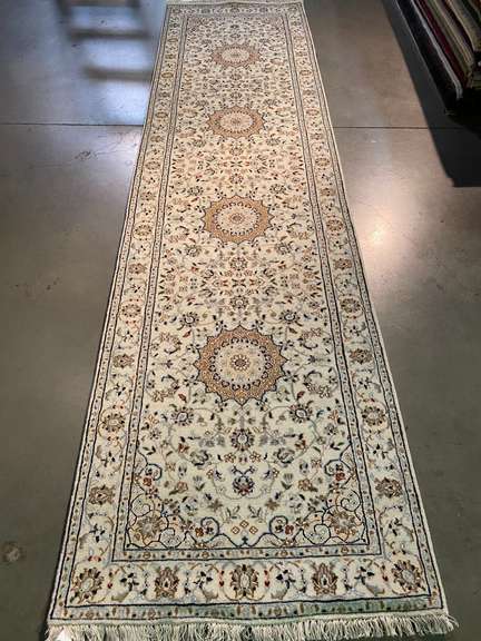 SILK & WOOL PERSIAN NAIN RUNNER 10'