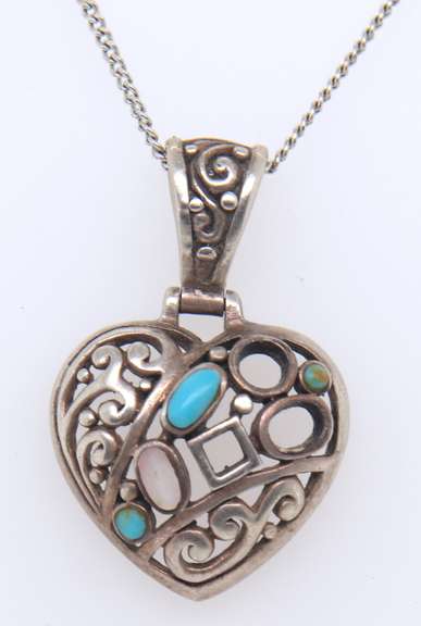Vintage Sterling Silver Heart Shaped Pendant on Chain Necklace
