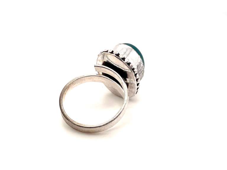 Precious Green Oval Onyx in Tibet Silver Beaded Design Ring