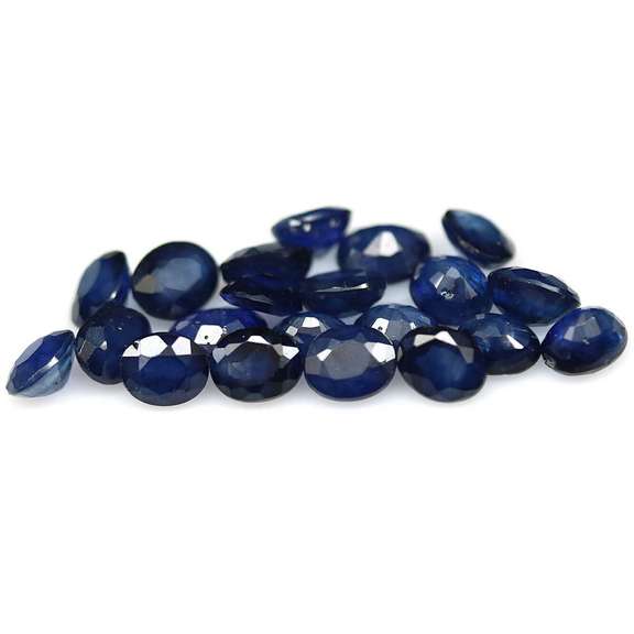 Heated! 7.64ct Royal blue Sapphire set from Madagascar