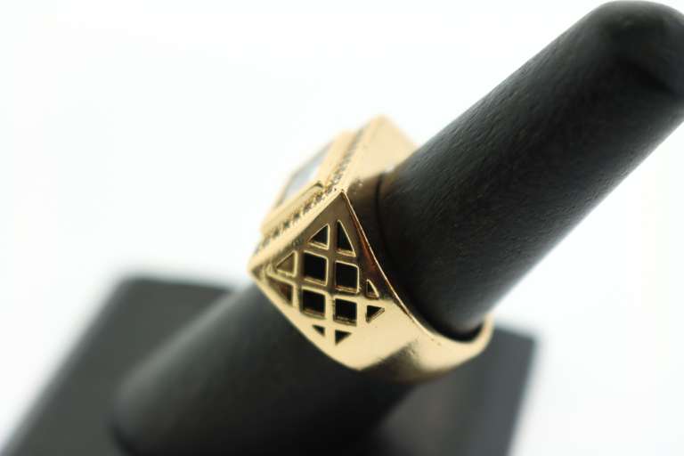 14K YELLOW GOLD UNISEX CRYSTAL RING