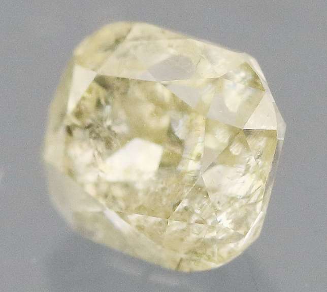 Sparkling! .28ct cushion cut champagne Diamond