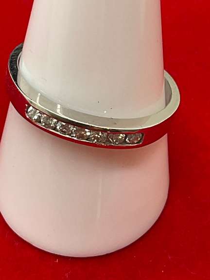 MENS 14K WHITE AND GOLD DIAMOND BAND