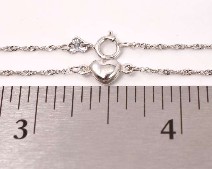 Romantic Heart Necklace in 14K White Gold