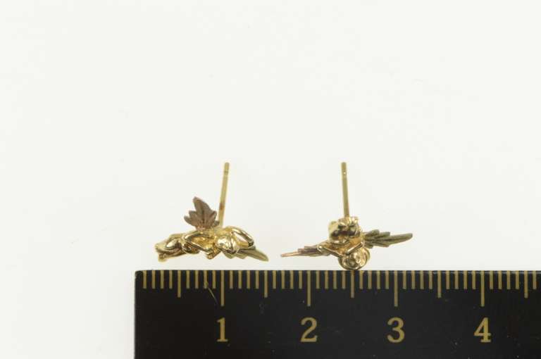 10K Yellow Gold Black Hills Leaf Cluster Angle Stud Earrings