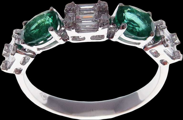 18kt Solid White Gold, Emerald, & Diamond Band Ring