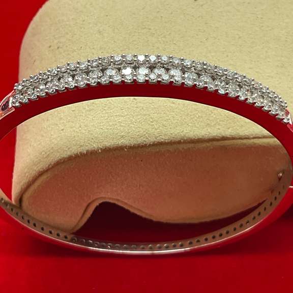 CERTIFIED 14K WHITE GOLD DIAMOND BANGLE- 2.50+ Carats!