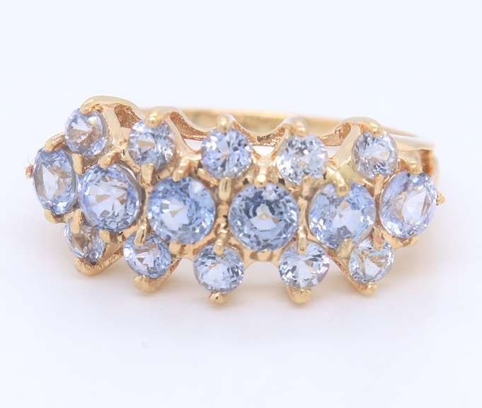 Fabulous Yellow Gold Blue Topaz Cluster Ring