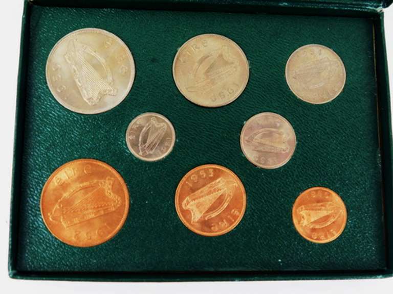 Vintage Coins of Ireland 8 Coin Set