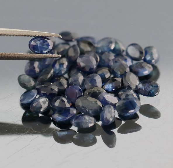 Natural 7.81ct royal blue Sapphire set