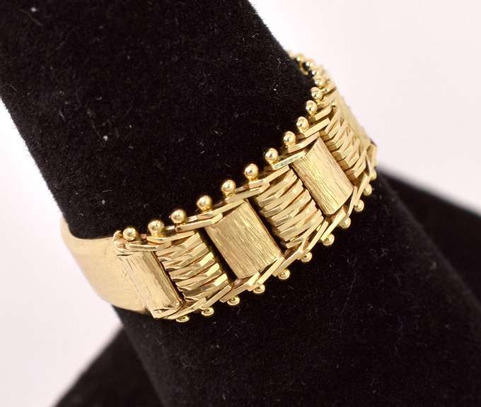 Fancy Flexible Ring in 14K Yellow Gold
