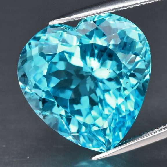 Glittering and huge! 25.85ct vivid Swiss blue Topaz
