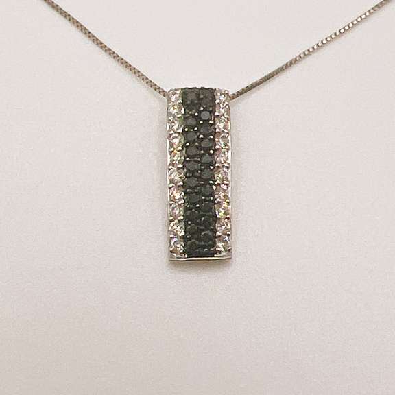 14kt Gold & Diamond Pendant Necklace