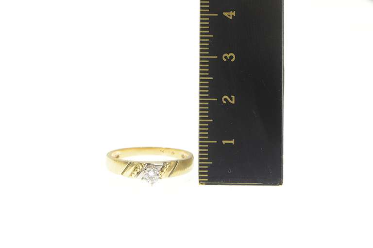 14K Yellow Gold 0.21 Ct Classic Diamond Solitaire Engagement Ring