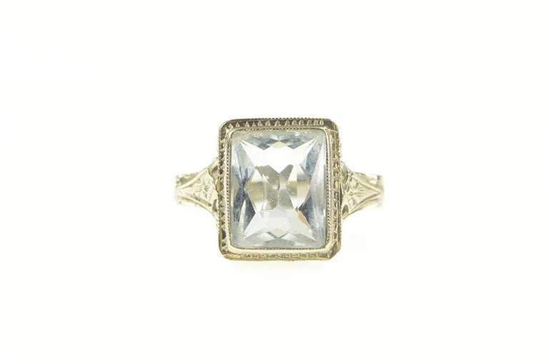 18K Yellow Gold Art Deco Emerald Cut Aquamarine Filigree Ring