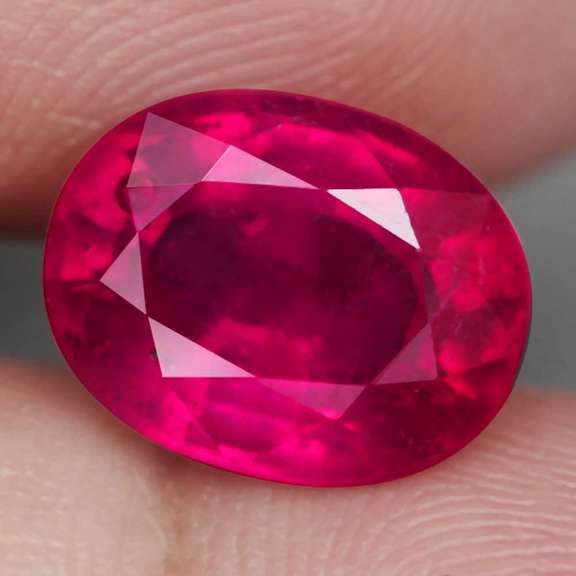 Vivid imperial red 4.61ct oval cut Ruby