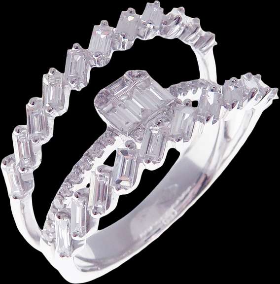 Absurdist Diamond Centerpiece 18k White Gold