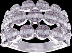 Beautiful 18k White Gold Seven Diamond Cluster Set Ring