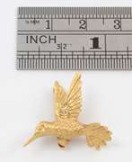 Well Detailed 14k Hummingbird Brooch