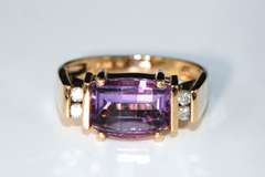 Natural Amethyst in 10k Gold Ring