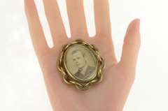 Gold Filled Victorian Mourning Photo Locket Fabric Case Pin/Brooch