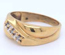 MEN'S GOLD & DIAMOND RING