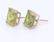 Green Glass Stud Earrings
