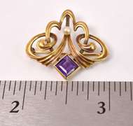 Amazing Amethyst and Pearl Pin in 14K Yellow Gold