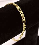 Classic Figaro Bracelet in Yellow Gold