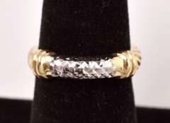 Unique Band Ring in 14K Two-Tone Gold