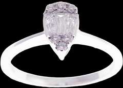 Sleek 18k White Gold Teardrop Diamond Cluster Ring