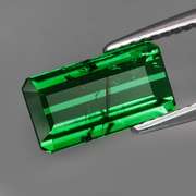 Vibrant 2.81ct top chrome green Tourmaline