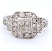 LADIES 14 KT WHITE GOLD 1.00 CARAT DIAMOND RING.