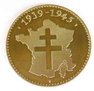 Tresor French World War II Victory Medal Set in Box