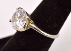 Sparkling CZ Ring in 14K White Gold