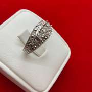 LADIES 14K WHITE GOLD DIAMOND RING