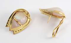 Beatiful Pear Shaped Mobe Pearl Earrings