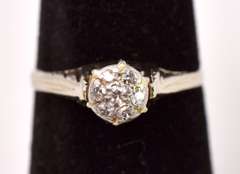 Wonderful Vintage Diamond Ring in 14K White Gold