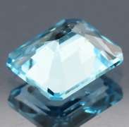 Beautiful 4.83ct emerald cut Topaz