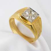 Stylish 14k Man's Diamond Ring