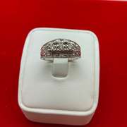 LADIES 14K WHITE GOLD DIAMOND RING