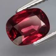 Simply lovely 1.65ct pinkish red Rhodolite Garnet