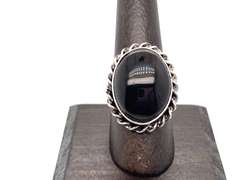 🕷Eerie 🕷 Oval Black Onyx Tibetan Silver Rope Design Ring