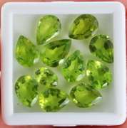 Beautiful 11 piece Peridot set weighing 10.40cts