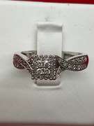 LADIES WHITE GOLD AND DIAMOND RING